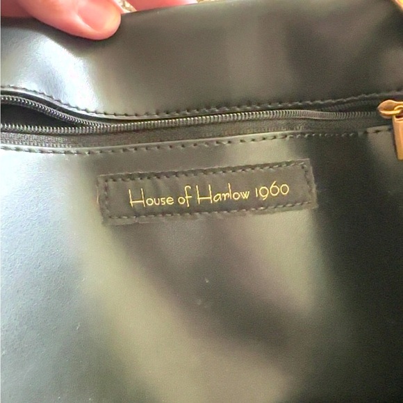 House of Harlow 1960 Black Leather Purse with Gold Zipper - Picture 4 of 5
